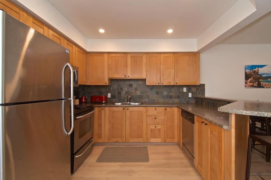 Powderhorn By Whistler Blackcomb Vacation Rentals Exterior foto